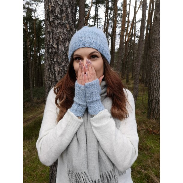 Pulsvarmere med fletter i Lundegrd alpakka