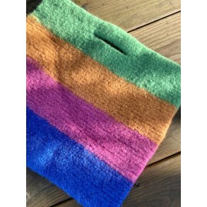 Sitteunderlag strikkes i Snow og toves