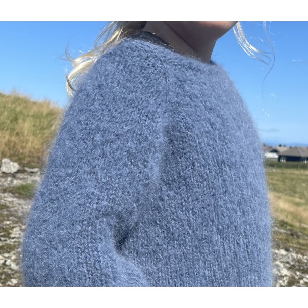 Fluffy Sofie genser (str.2 til 12 r)