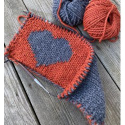 Strikkeoppskrift dobbelstrikket sitteunderlag strikkes i Drops Andes