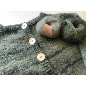 Hverdagsjakke strikket p tykke pinner