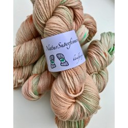 Hndfarget NaturSuperfinmerino 100g