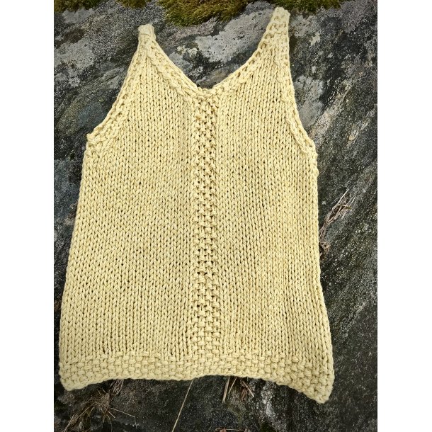 PerleTopp strikkes med 2 tr�der Belle