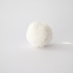 Minidusker 3cm med trd til  sy p